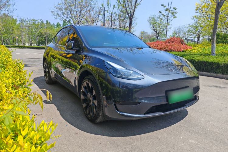 Used Tesla Model Y 2024 Rear-Wheel-Drive Version Exterior 4