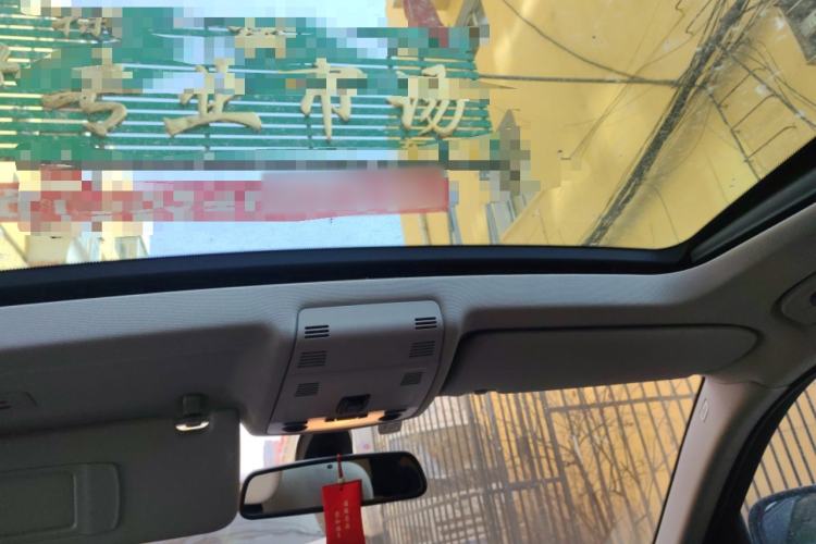 Used BMW X1 2012 xDrive20i Luxury Model Headliner