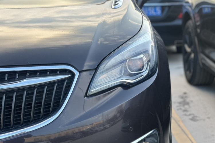 Used Buick Envision 2018 20T Two-Wheel Drive Luxury Model