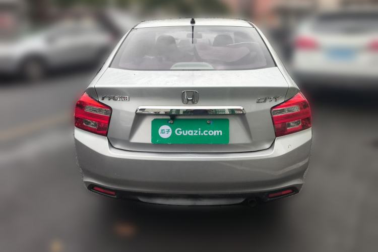 Used Honda City Classic 2012 1.5L manual Comfort version
