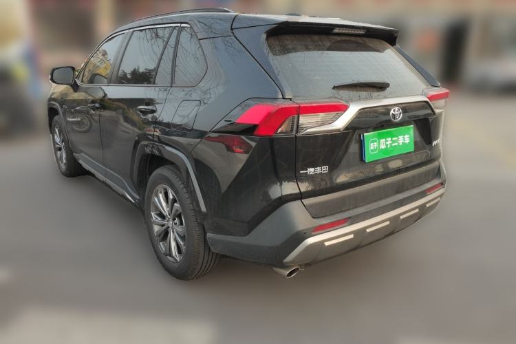 Used Toyota RAV4 2024 2.0L CVT Two-Wheel Drive Fashion Plus Edition Rear Left 45 Deg