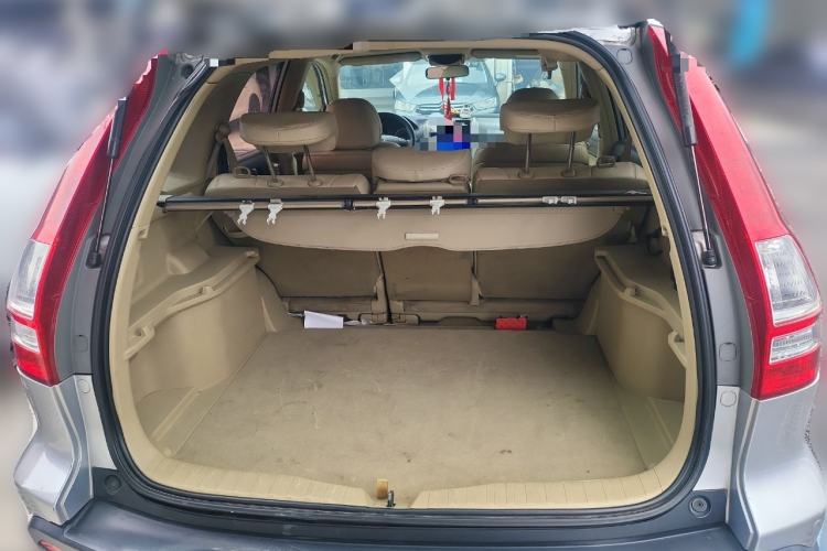 Used Honda CR-V 2007 2.0L Automatic Four-Wheel Drive Classic Edition Trunk