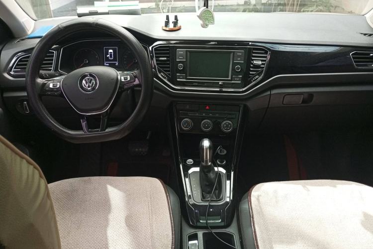 Used Volkswagen T-ROC 2018 280TSI DSG Two-Wheel Drive Comfort Version China VI Standard