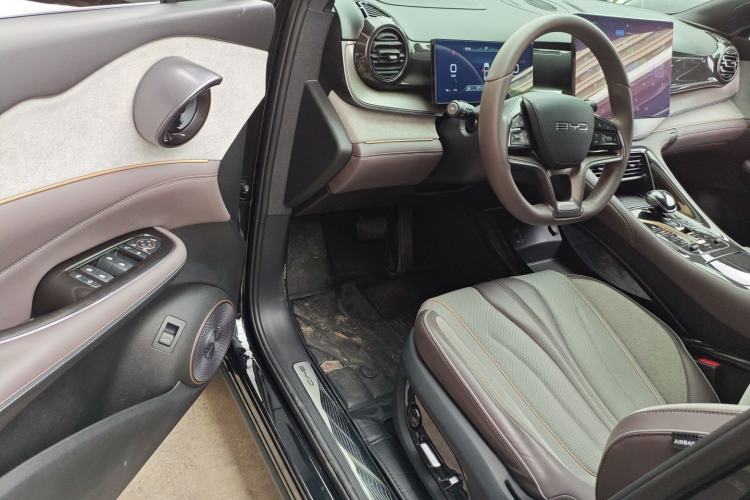 Used BYD Frigate 07 2023 DM-i 205KM Flagship Model