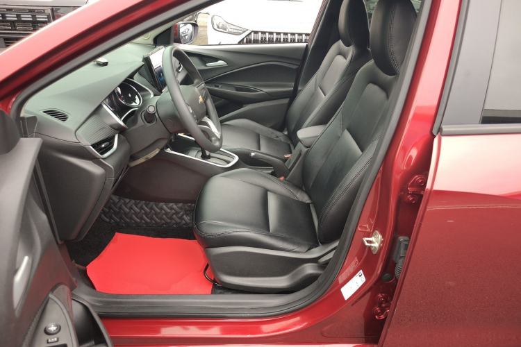 Used Chevrolet Cavalier 2020 325T Automatic Enjoyment Edition Left Front Seat