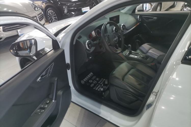 Used Audi Q2L 2022 35 TFSI Advanced Style Edition Driver Seat