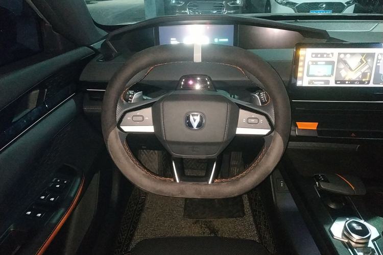 Used Changan UNI-V 2022 1.5T Prestige Version