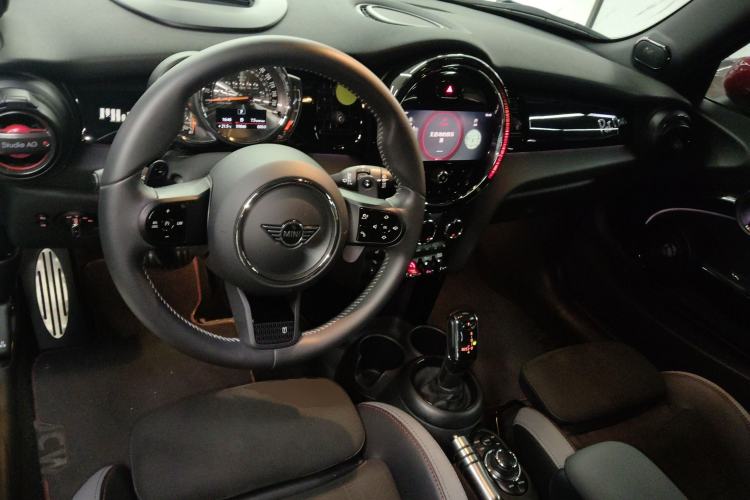 Used MINI JCW 2023 2.0T JOHN COOPER WORKS Pat Moss Commemorative Edition