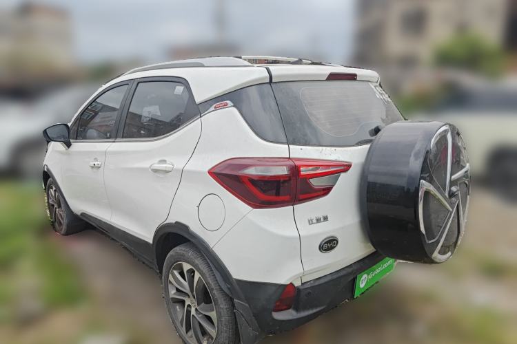 Used BYD Yuan 2017 1.5L Manual with Panoramic Sunroof