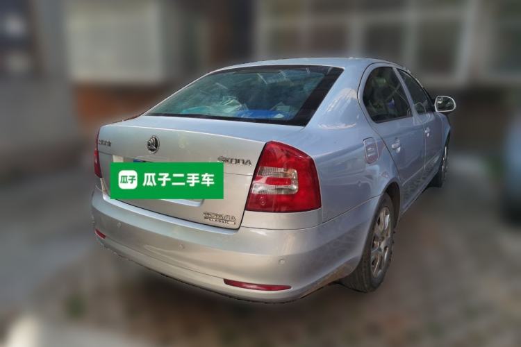 Used Skoda Octavia 2015 Classic Model 1.6L Manual Eado Version
