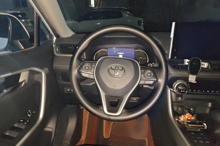 Used Toyota RAV4 2021 2.0L CVT 4x4 Trend Edition