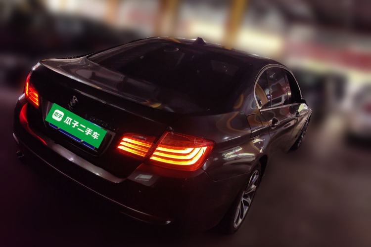 Used BMW 5 Series 2014 525Li Fashion Design Package Rear Right 45 Deg