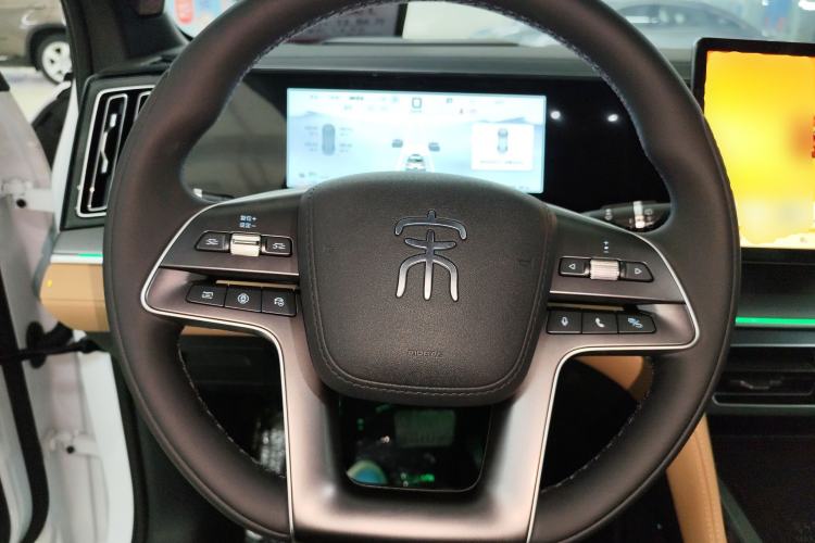Used BYD Song L DM-i 2024 112 km Beyond Edition Steering Wheel