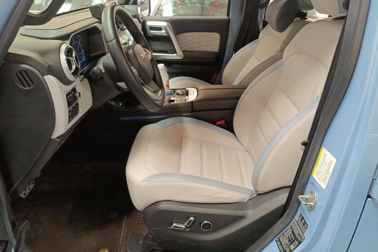 Used BAIC Off-Road BJ40 2023 2.0T Automatic Four-Wheel Drive Urban Hunter Edition Chivalrous Type