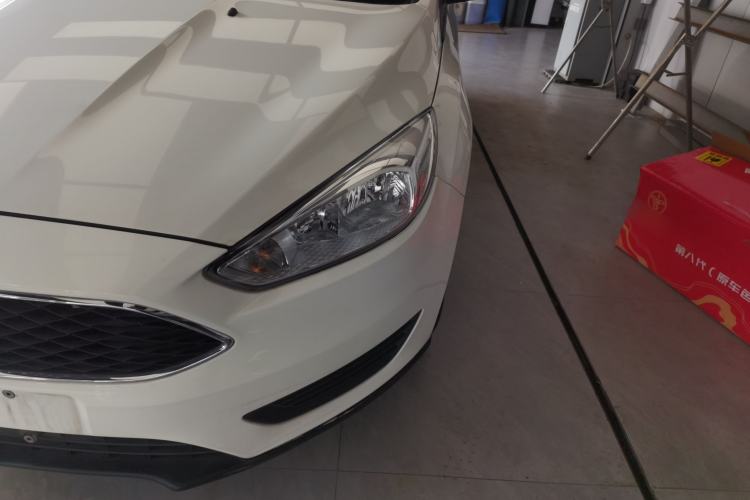 Used Ford Focus 2018 Hatchback Classic 1.6L Automatic Comfort Plus SmartDrive Edition
