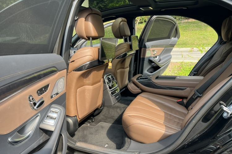 Used Mercedes-Benz S-Class 2020 S 450 L 4MATIC Exclusive Edition Interior 3