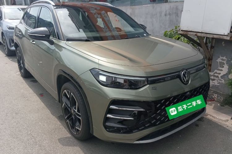 Used Volkswagen Tayron 2025 Tiguan L 380TSI 4Motion Luxury Exterior 1