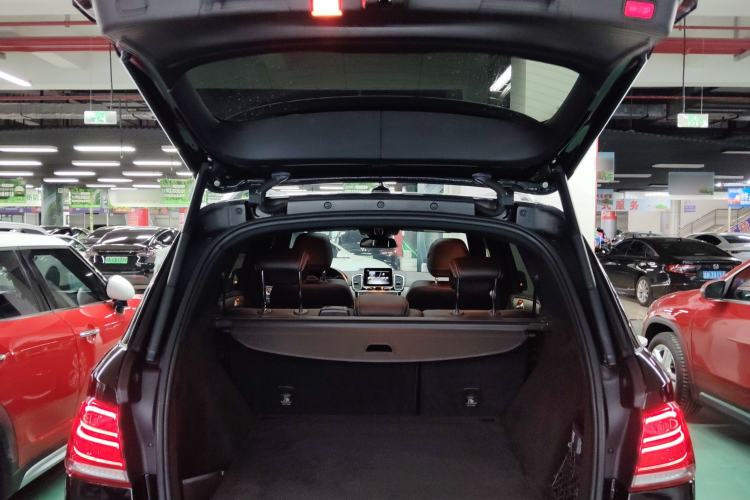 Used Mercedes-Benz GLE 2019 GLE 320 4MATIC Dynamic Edition Prestige Model
