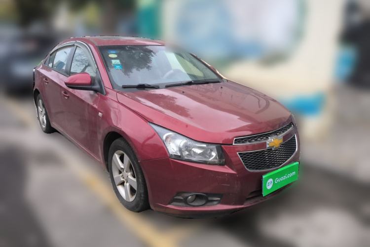 Used Chevrolet Cruze 2013 1.6L SE MT Front Right 45 Deg
