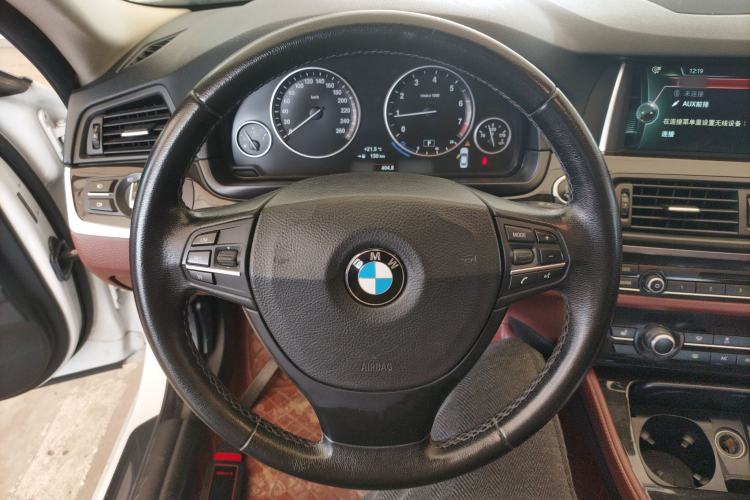 Used BMW 5 Series 2014 525Li Leading Model Steering Wheel