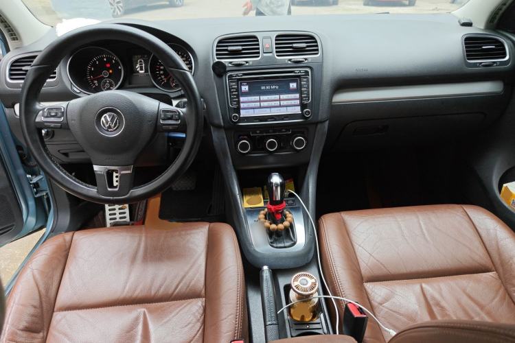 Used Volkswagen Golf 2012 1.4 TSI BlueMotion Edition Center Console