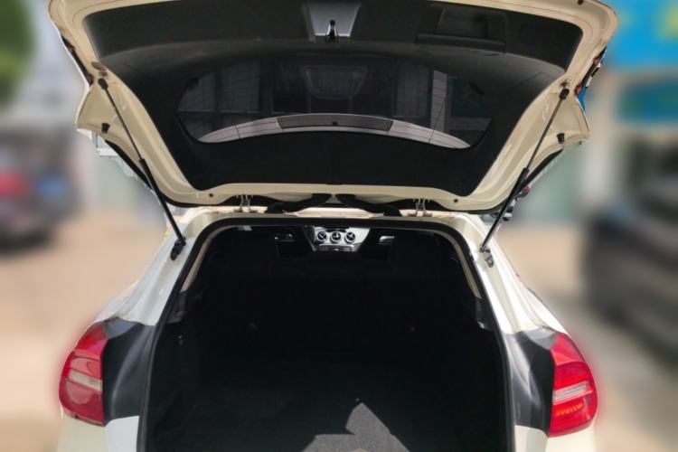 Used Mercedes-Benz GLA 2016 GLA 200 Sport Edition Trunk