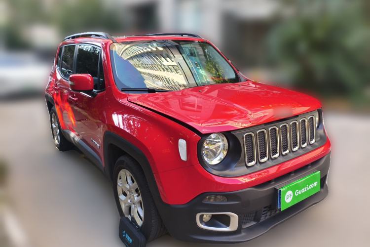 Used Jeep Renegade 2017 180T Automatic Jingneng Edition Front Right 45 Deg