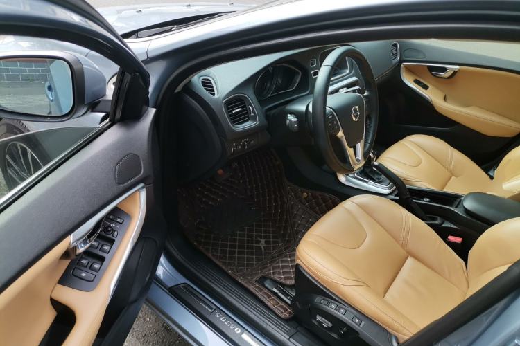 Used Volvo V40 2018 T3 Zhiyi Edition Driver Seat