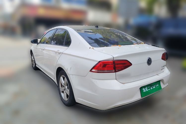 Used Volkswagen Lamando 2015 230TSI DSG Fashion Edition Rear Left 45 Deg