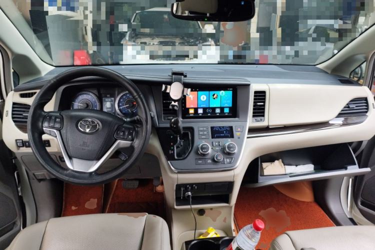 Used Toyota SIENNA 2015 3.5L 4WD LE Gasoline U.S. Specification