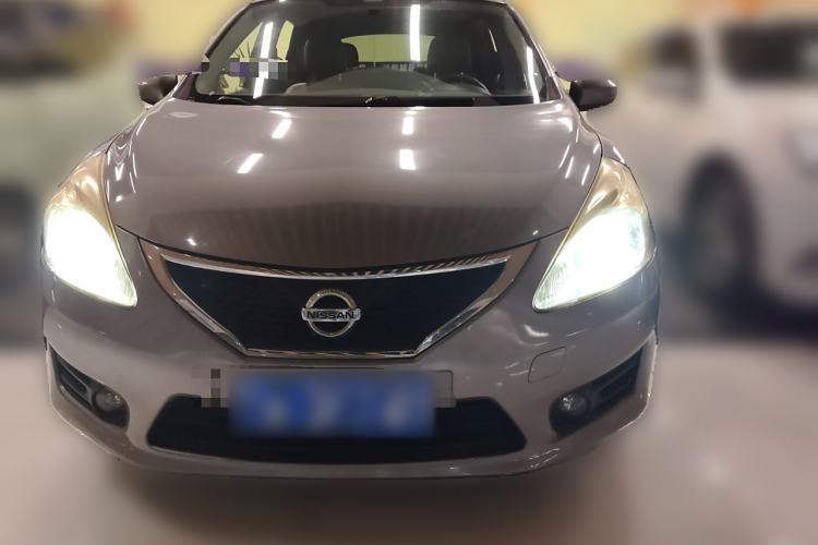 Used Nissan Tiida 2011 1.6L CVT Smart Version Front