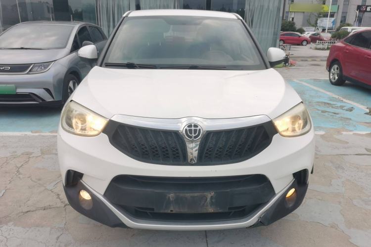 Used Brilliance V3 2015 1.5L Manual Elite Model
