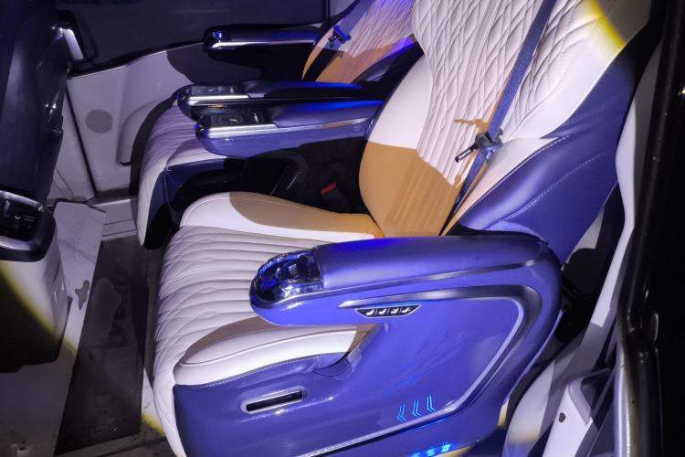 Used Buick GL8 2021 Land Cruiser Executive Class 652T Comfort Model