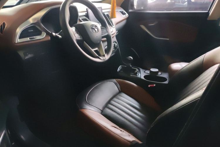 Used Soueast DX7 2016 1.5T Manual Triumph Edition
