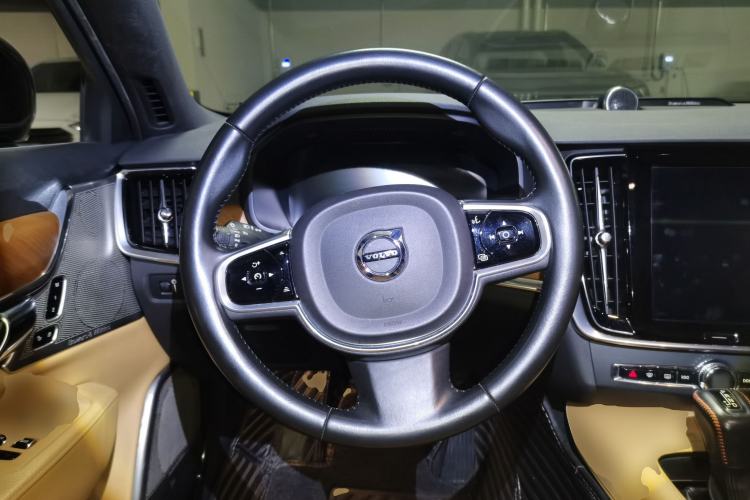Used Volvo S90 2017 T4 Zhiyi Edition
