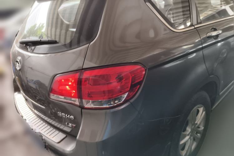 Used Haval H6 2012 1.5T Manual Two-Wheel Drive Elite Model
