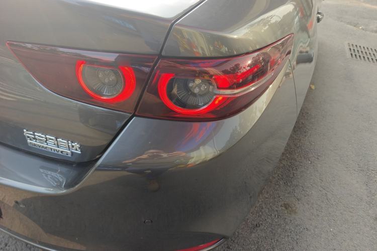 Used Mazda 3 Axela 2021 2.0L Automatic Zhiyao Edition
