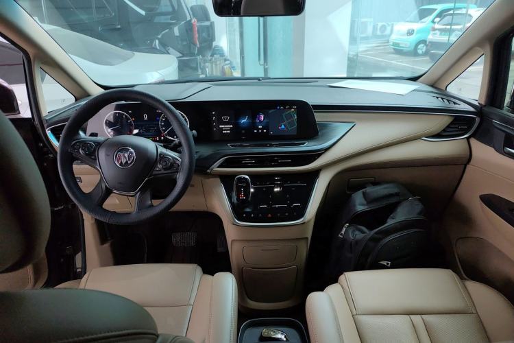 Used Buick GL8 2021 ES Landtrek 653T Luxury Model
