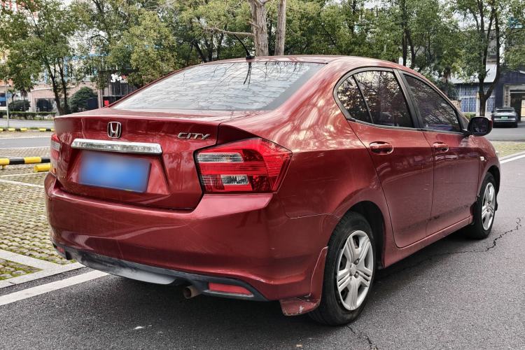 Used Honda City Classic 2012 1.5L manual Comfort version