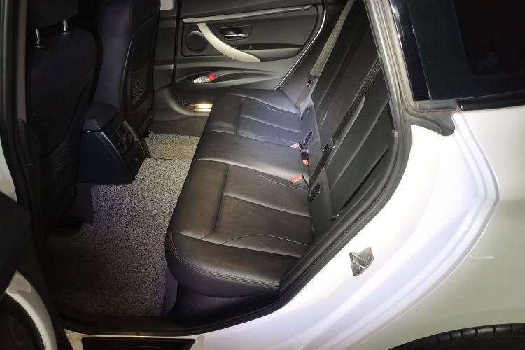 Used BMW 3 Series GT 2016 320i Fashion Model
