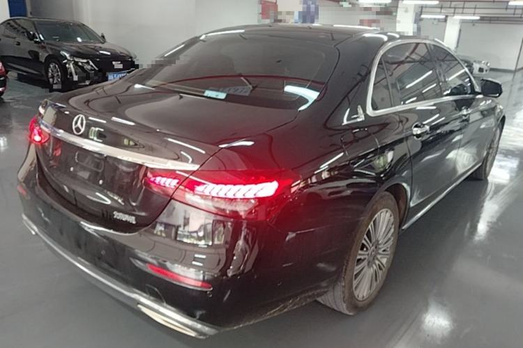 Used Mercedes-Benz E-Class 2023 Updated E 300 L Fashion Edition
