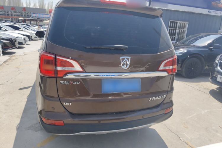 Used Baojun 730 2016 1.5T Manual Comfort Version 7 Seats Rear
