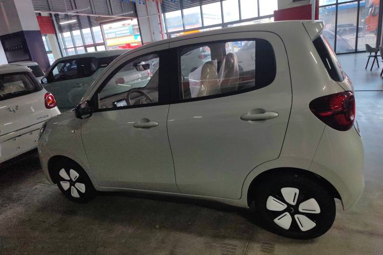 Used Wuling Hongguang MINIEV 2025 Four-Door Version Advanced Edition