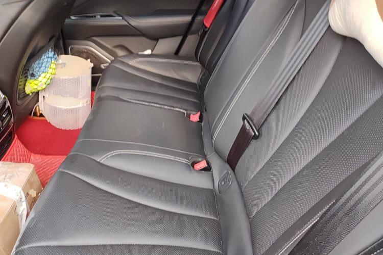 Used Geely Auto Emgrand GT New Energy 2018 1.5T PHEV Yaoxiang Edition Left Rear Seat