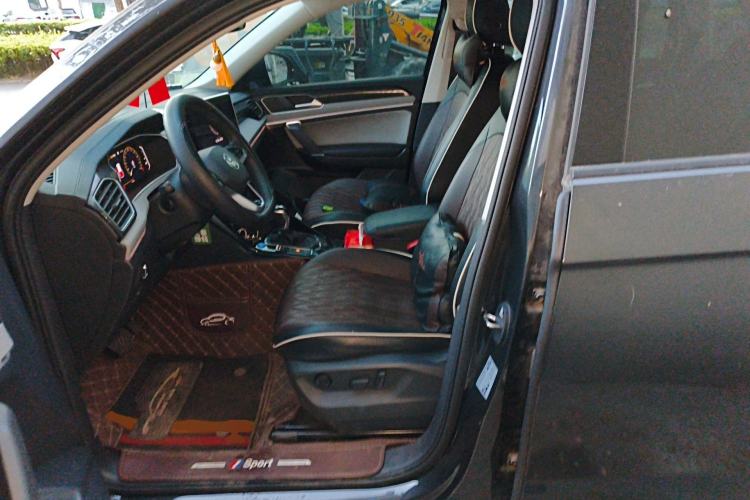 Used Volkswagen Tayron 2024 330TSI Two-Wheel Drive Luxury Plus Advanced Version Left Front Seat