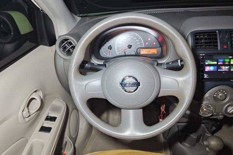 Used Nissan Sunny 2011 1.5XE CVT Comfort Edition Steering Wheel