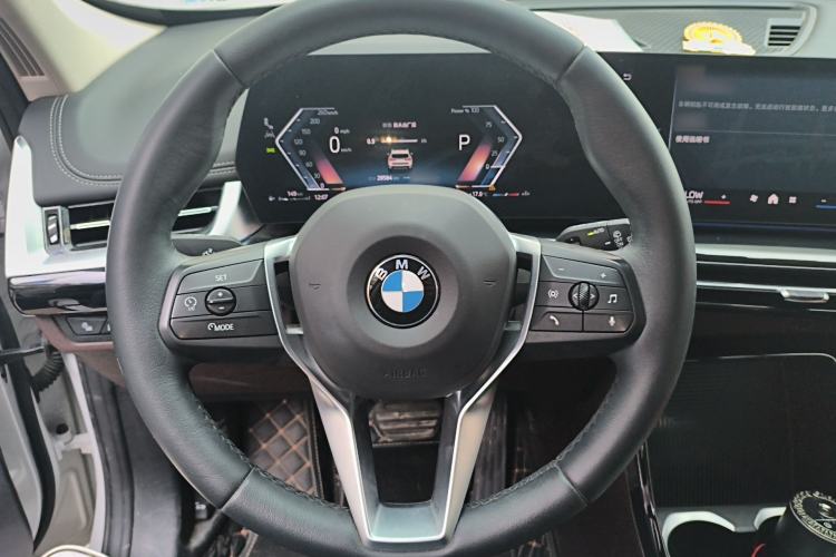 Used BMW X1 2023 sDrive20Li X Design Package Steering Wheel