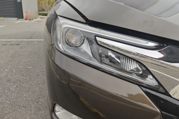 Used DS 5LS 2014 1.6T Elegant Version THP160
