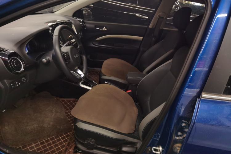 Used Kia kx1 Stonic 2021 1.4L CVT Fun Edition Left Front Seat