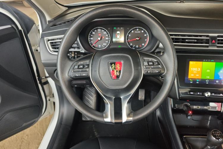 Used Roewe i5 2020 1.5L Manual 4G Connect Leehao Flagship Edition Steering Wheel